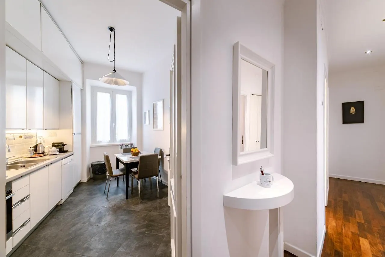 Saint Peter House Station Apartman Róma